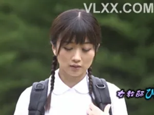 Một người phụ nữ có Người chồng lén lút với cậu học sinh đến khi có thai